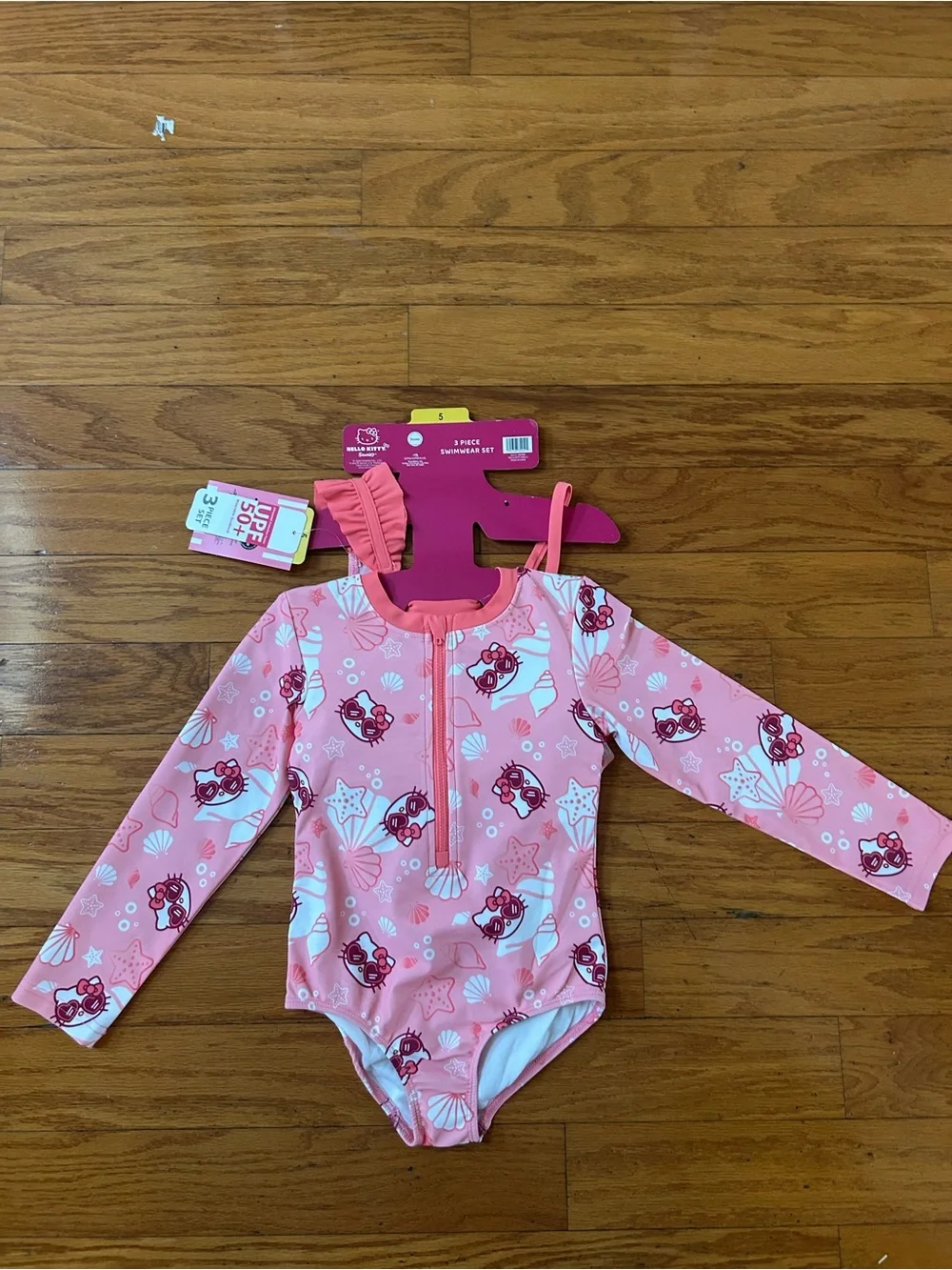 NWT Hello Kitty UPF 50+ girls 3pcs swimwear set size 5